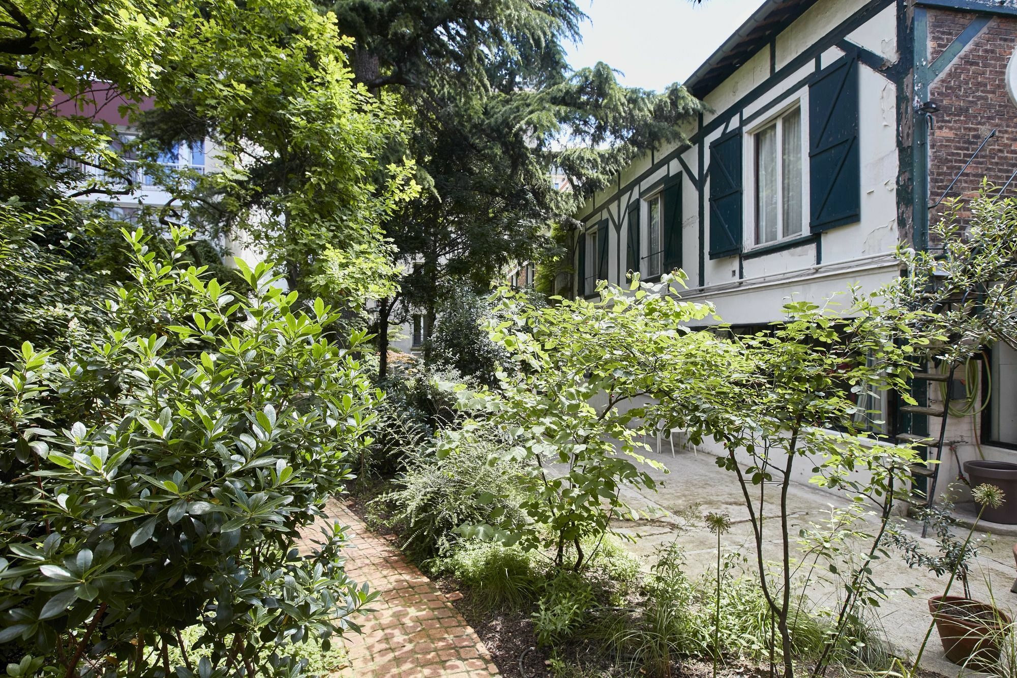 Eden 3* Parijs